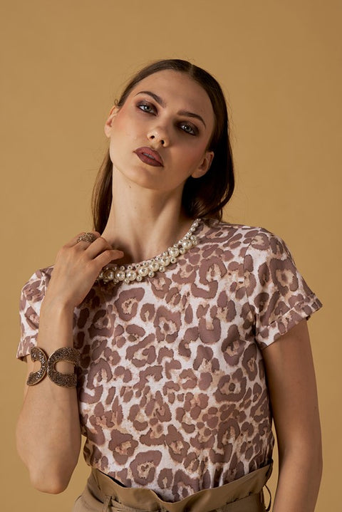 T-shirt collo perle maculata