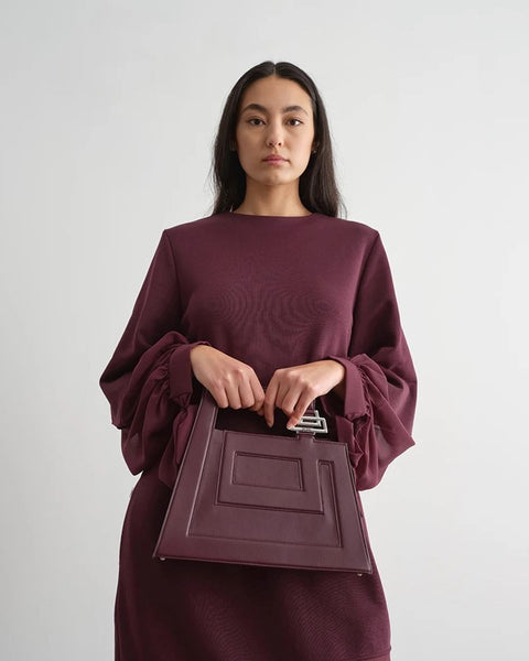 Abti lungo con balza in tulle e manica fiocco