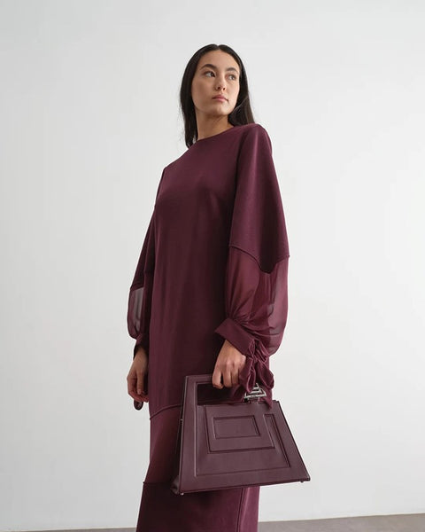 Abti lungo con balza in tulle e manica fiocco