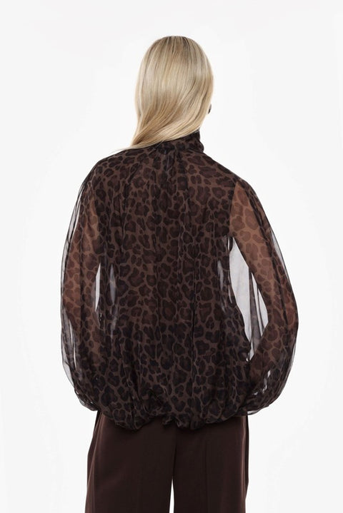 Camicia con collo a punta stampa