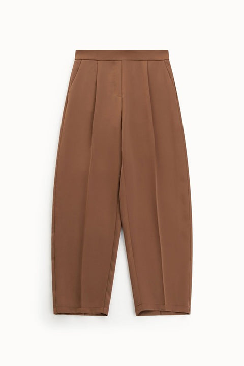 Pantalone raso con tasche