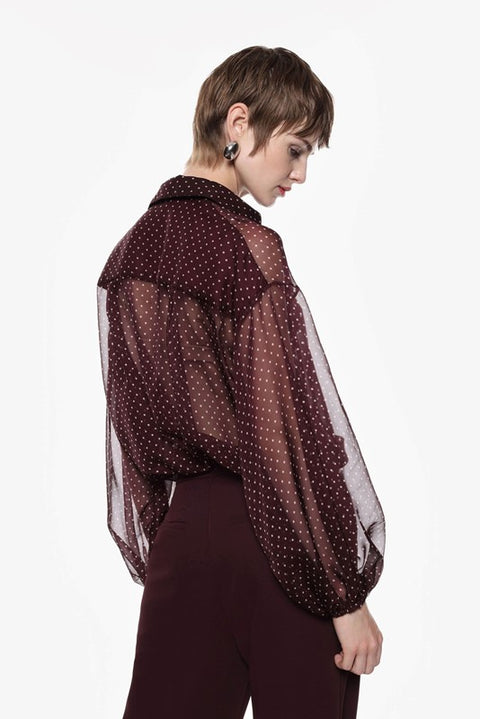 Camicia con maniche lunghe e colletto