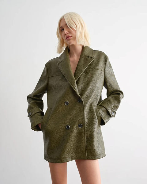 Giacca oversize in pelle effetto martellato