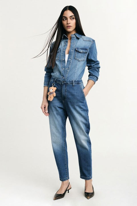 Jeans baggy fit con portachiavi orsetto