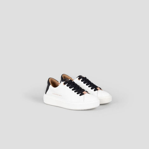 London woman white black