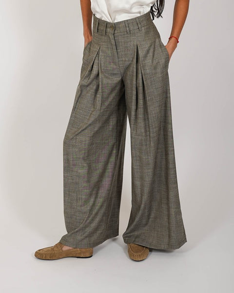 Pantalone vita alta con pence