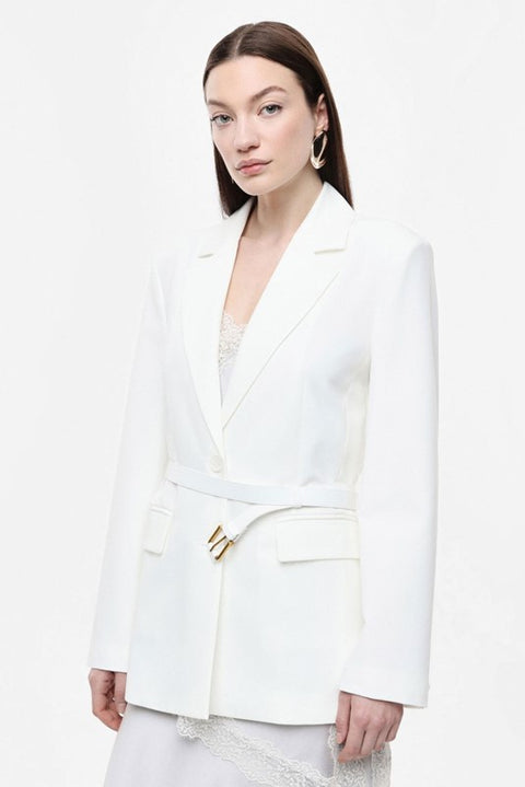 Blazer con cintura e abbottonatura monopetto