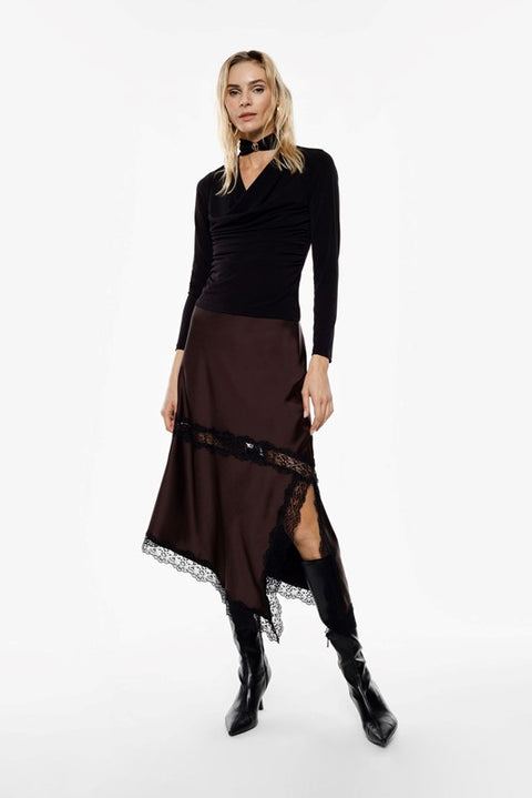 Gonna lunga asimmetrica con bordo in pizzo