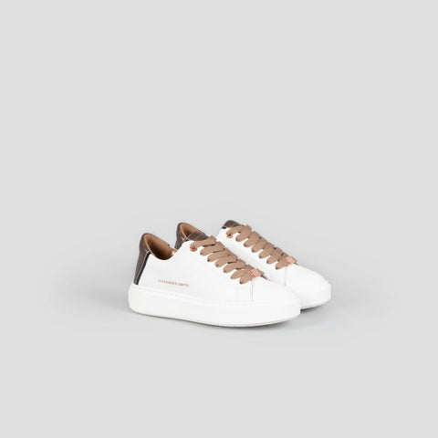 London woman white copper