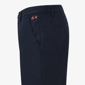 Bermuda chino in heavy popeline