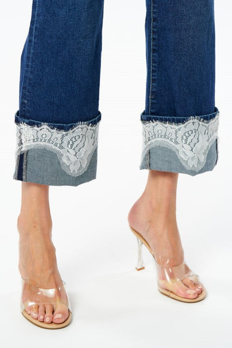 Jeans palazzo con balza in pizzo