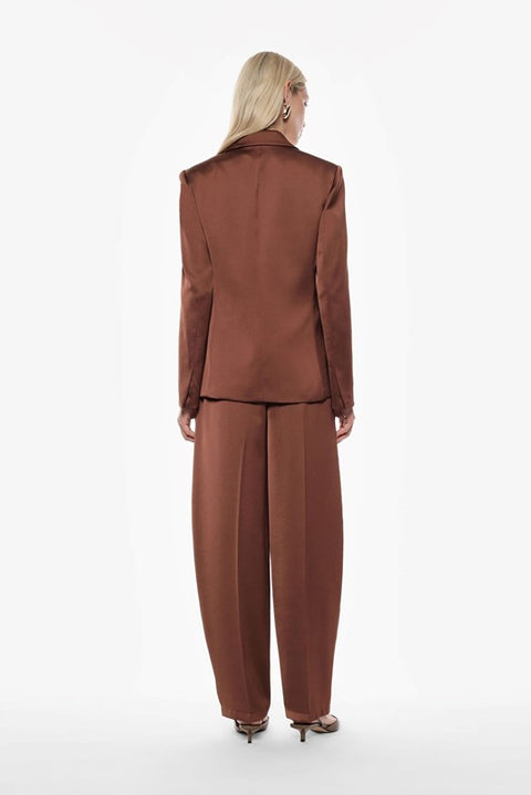 Pantalone raso con tasche